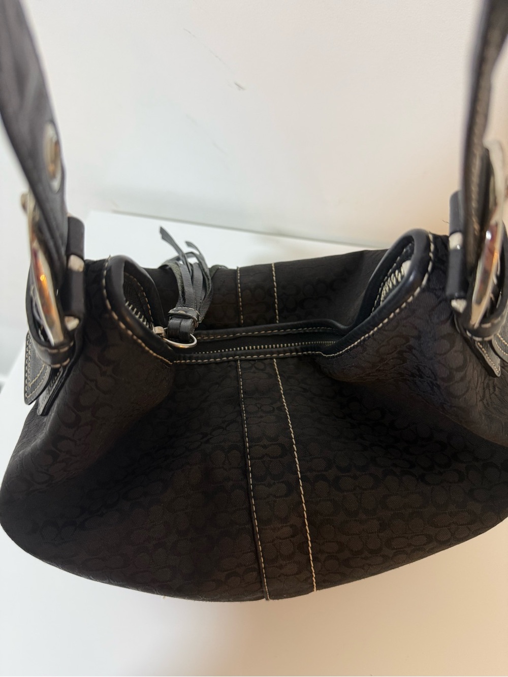 Coach Hobo Signature Shoulder Bag Black Jacquard/Leather - Picture 4 of 15
